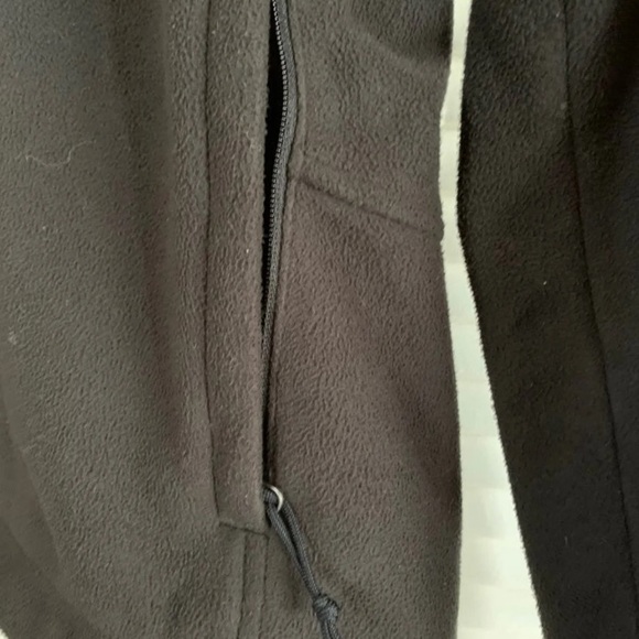 Women’s North Face Fleece Zip-up - Picture 3 of 5